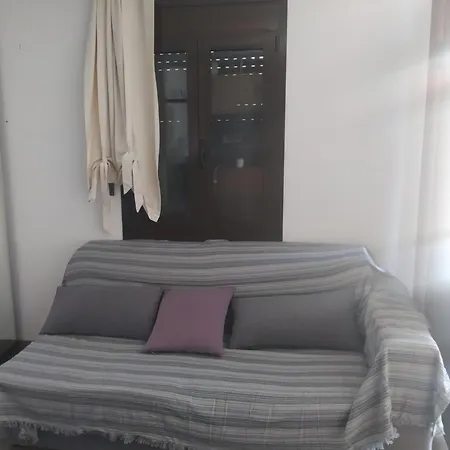 Evelina's House Толон