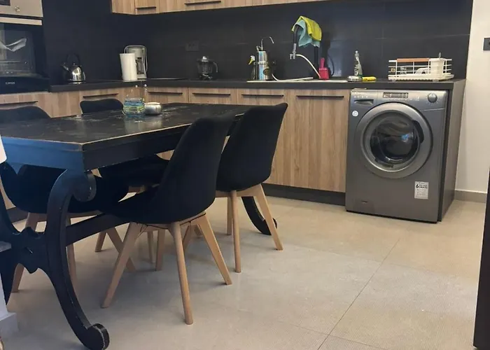 Evelina's House * Tolón