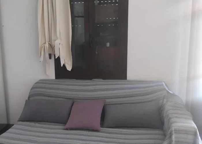 Evelina's House Tolón